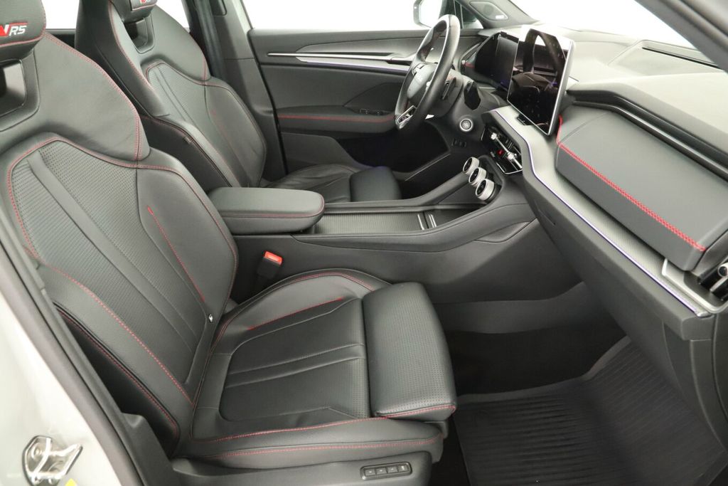 Skoda Kodiaq 2025 г. Серый, пробег 38110 км