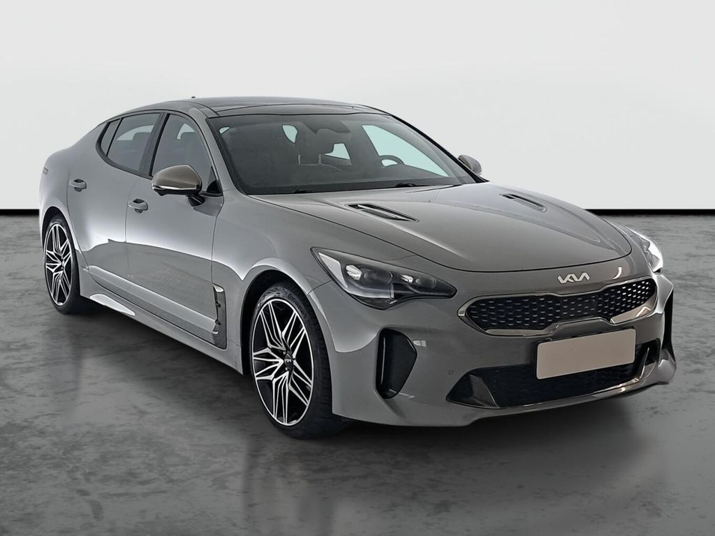 Kia Stinger 2022 г. Серый, пробег 58451 км
