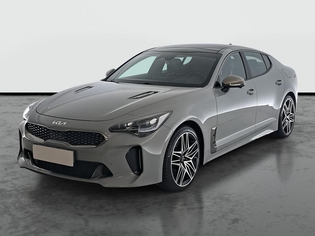 Kia Stinger 2022 г. Серый, пробег 58451 км