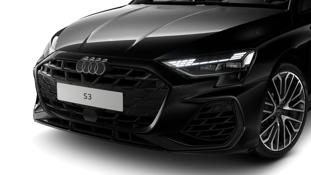 Audi S3 2024 г. Чёрный, пробег 11590 км