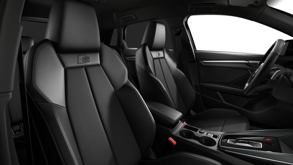 Audi S3 2024 г. Чёрный, пробег 11590 км