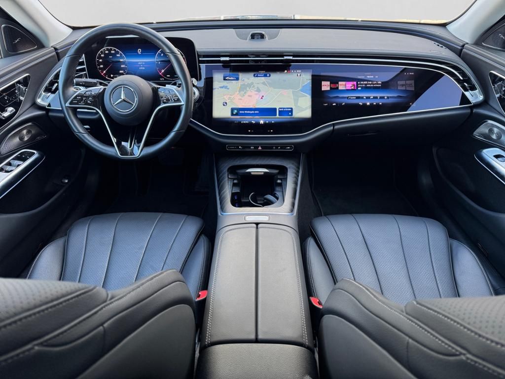 Mercedes-Benz E 450 2024 г. Серебристый, пробег 43920 км