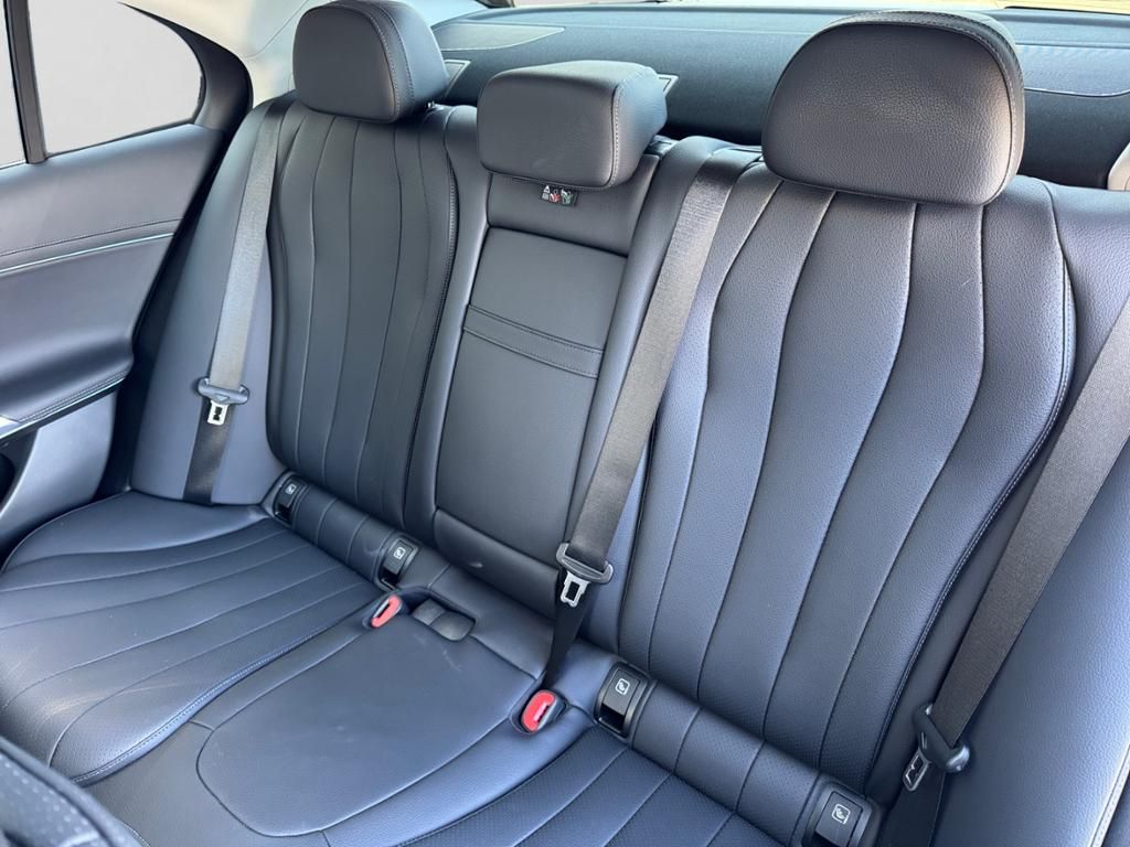 Mercedes-Benz E 450 2024 г. Серебристый, пробег 43920 км