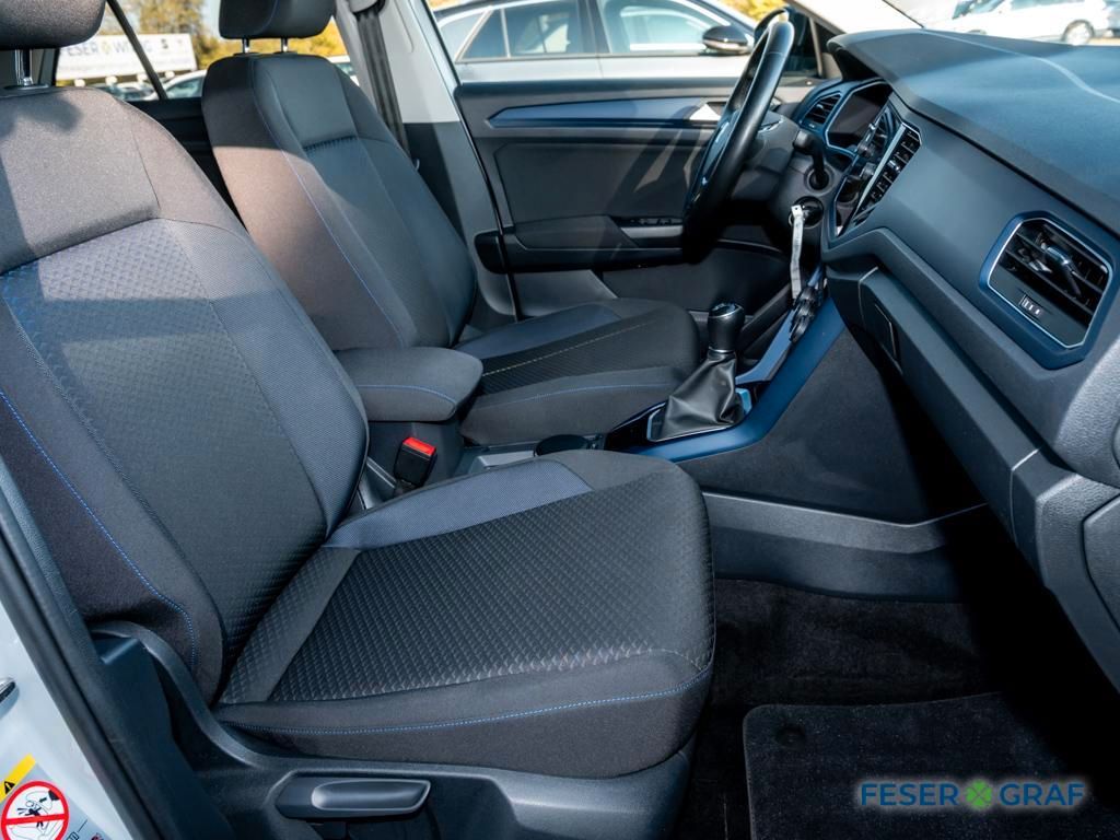 Volkswagen T-Roc 2021 г. Белый, пробег 36161 км