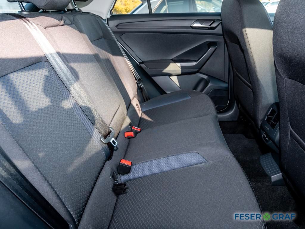 Volkswagen T-Roc 2021 г. Белый, пробег 36161 км