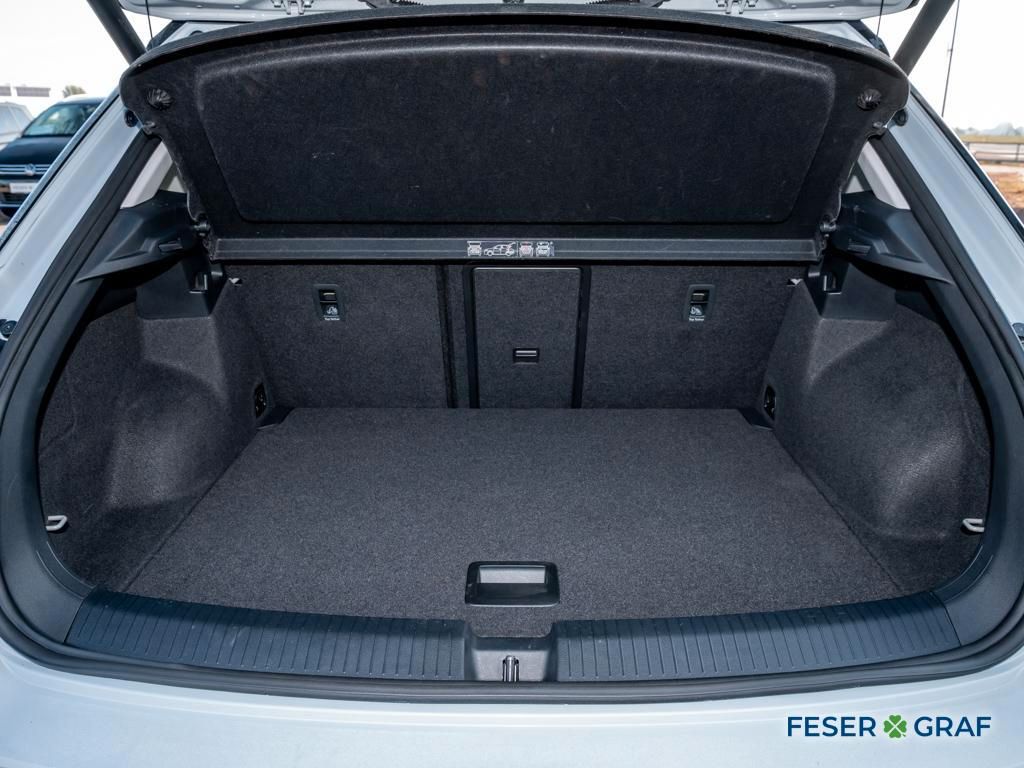 Volkswagen T-Roc 2021 г. Белый, пробег 36161 км