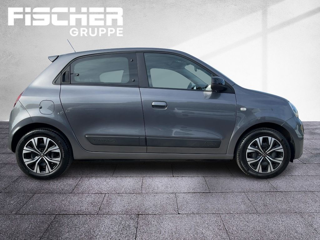 Renault Twingo 2021 г. Серый, пробег 12342 км