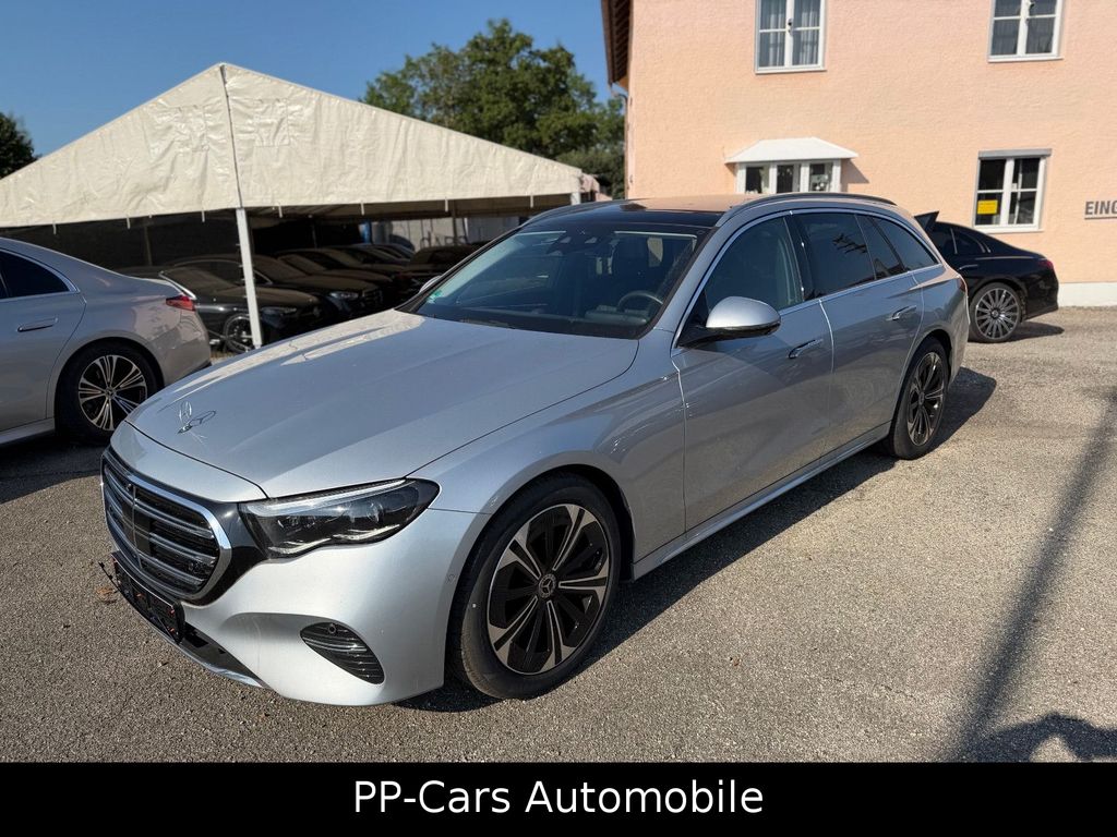 Mercedes-Benz E 220 2023 г. Серебристый, пробег 12869 км