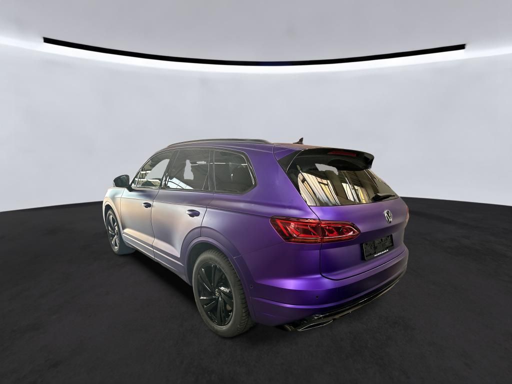 Volkswagen Touareg 2022 г. Чёрный, пробег 30095 км