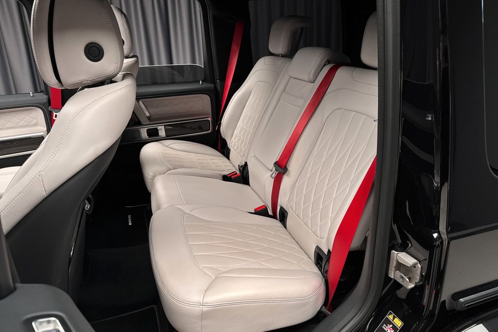 Mercedes-Benz G 63 AMG 2023 г. Чёрный, пробег 46500 км