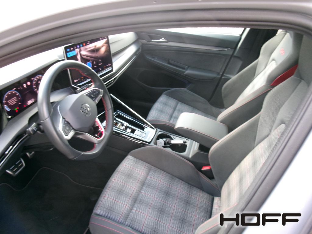 Volkswagen Golf 2024 г. Серый, пробег 58900 км