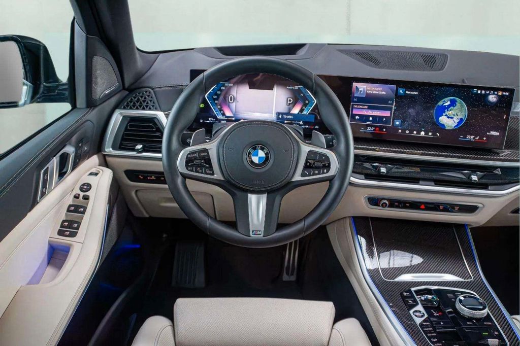 BMW X5 2024 г. Чёрный, пробег 39000 км