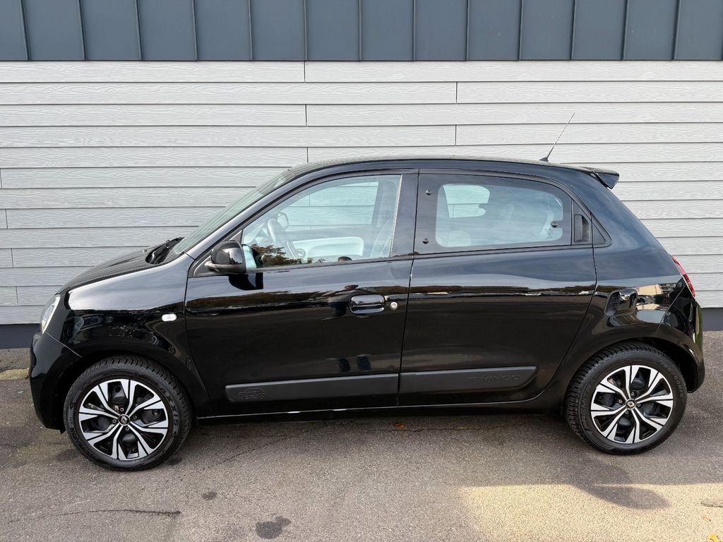 Renault Twingo 2022 г. Чёрный, пробег 55940 км