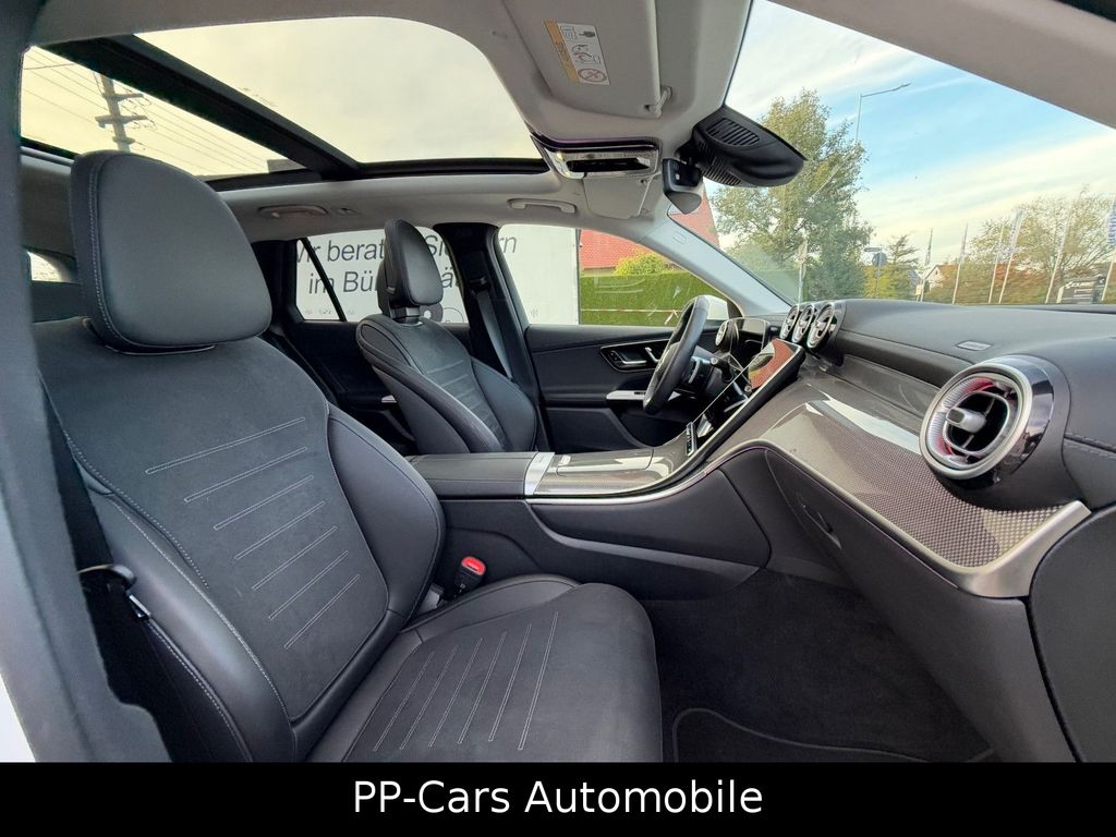 Mercedes-Benz GLC 300 2025 г. Белый, пробег 25510 км