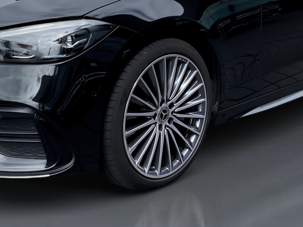 Mercedes-Benz C 220 2024 г. Чёрный, пробег 25000 км