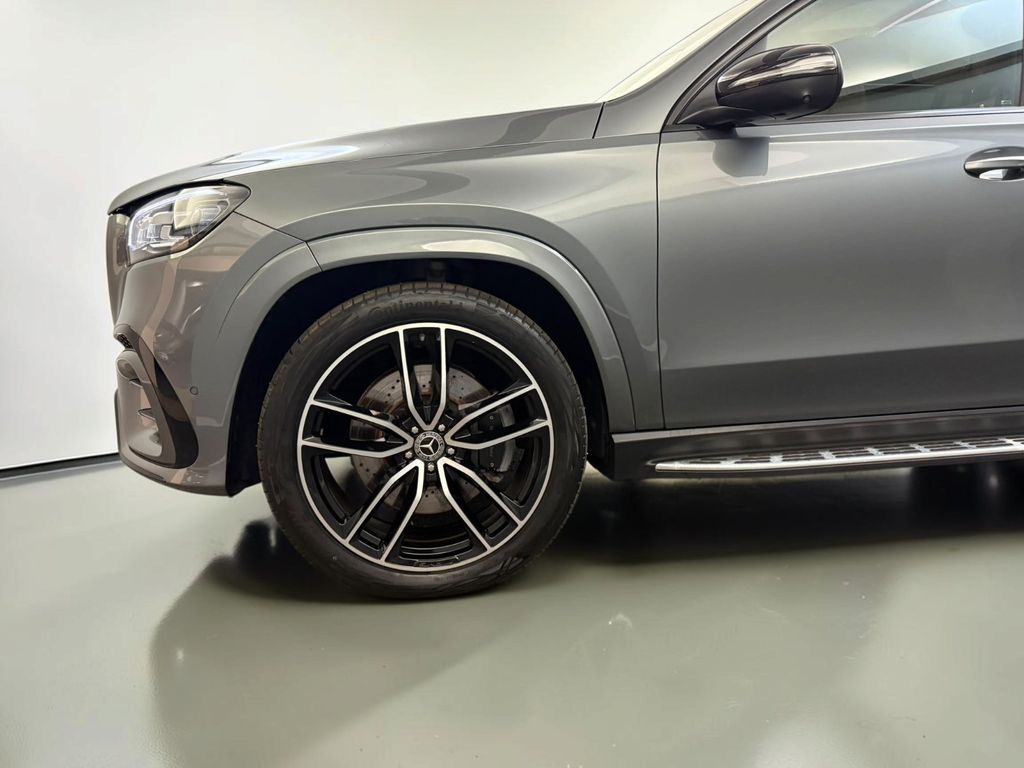 Mercedes-Benz GLS 450 2025 г. Серый, пробег 60000 км