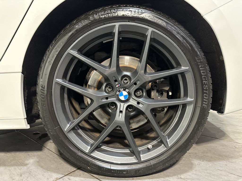 BMW 120 2022 г. Белый, пробег 49750 км