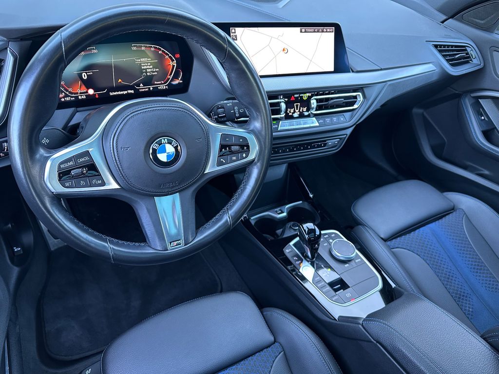 BMW 120 2022 г. Белый, пробег 49750 км
