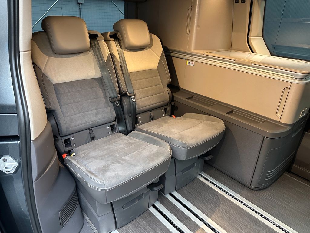 Volkswagen T7 CALIFORNIA 2025 г. Серый, пробег 7000 км