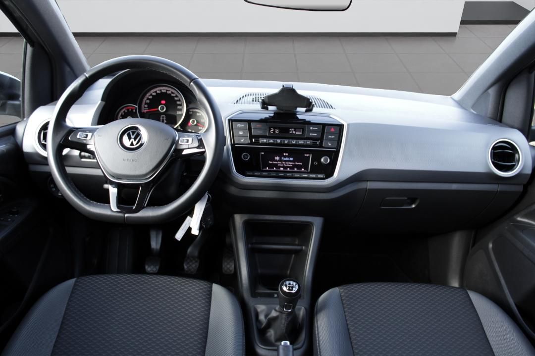 Volkswagen up! 2023 г. Серый, пробег 31940 км