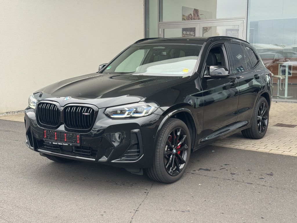BMW X3 M40 2023 г. Чёрный, пробег 38639 км