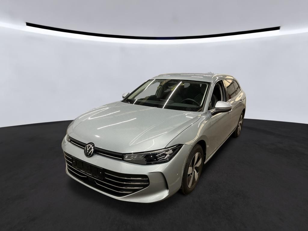 Volkswagen PASSAT VARIANT 2024 г. Серебристый, пробег 56818 км