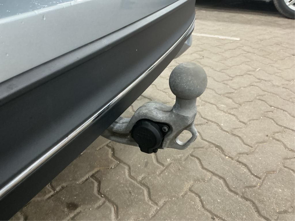 Volkswagen PASSAT VARIANT 2024 г. Серебристый, пробег 56818 км