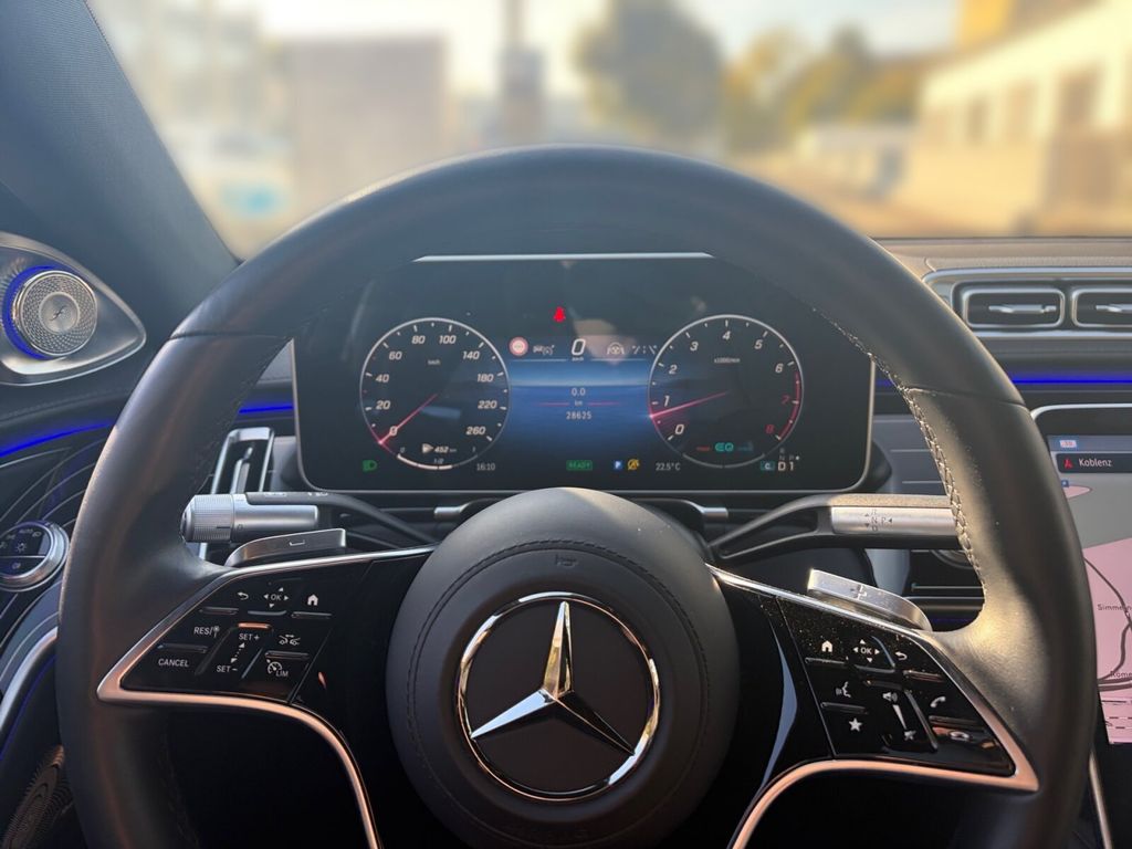 Mercedes-Benz S 500 2021 г. Белый, пробег 28561 км