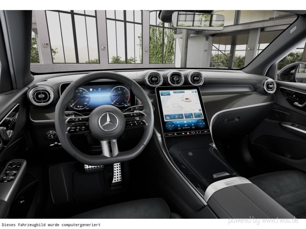Mercedes-Benz GLC 200 2025 г. Чёрный, пробег 22400 км