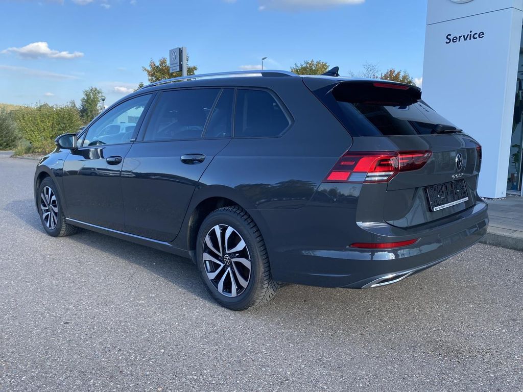 Volkswagen Golf 2023 г. Серый, пробег 30416 км