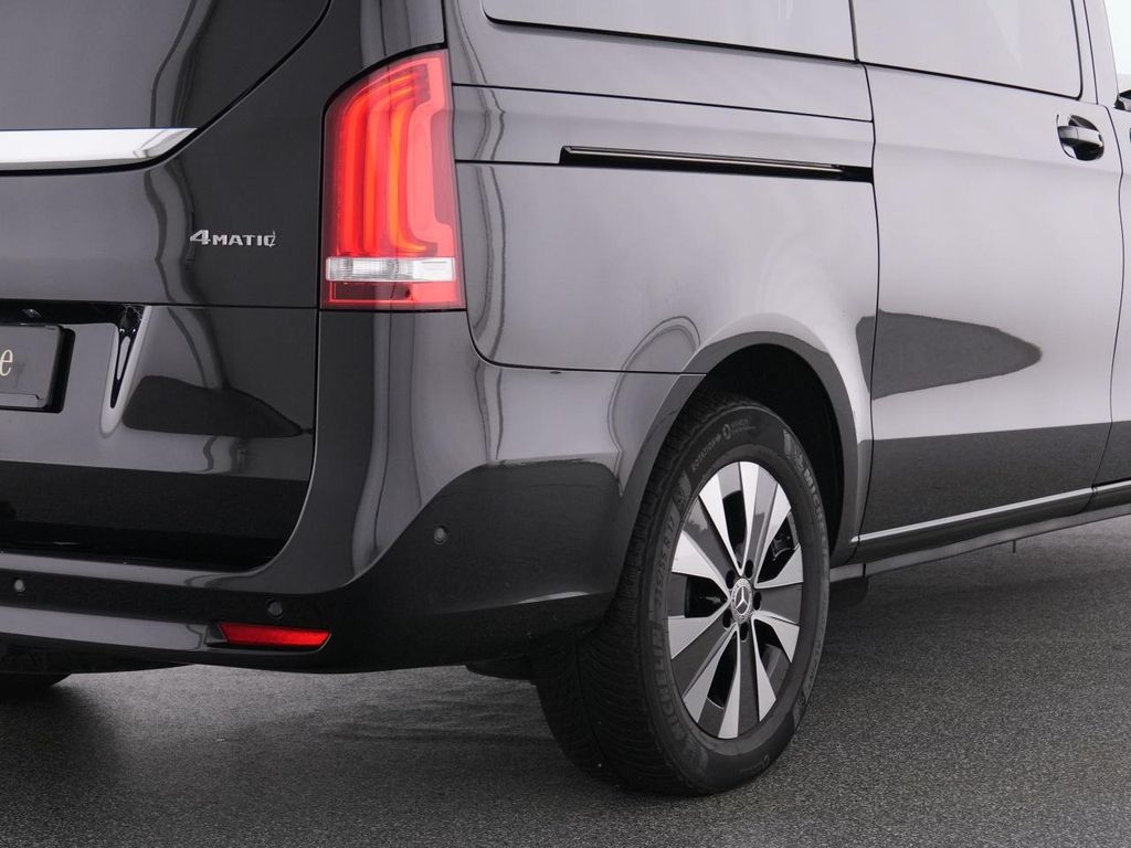 Mercedes-Benz V 250 2024 г. Чёрный, пробег 24061 км
