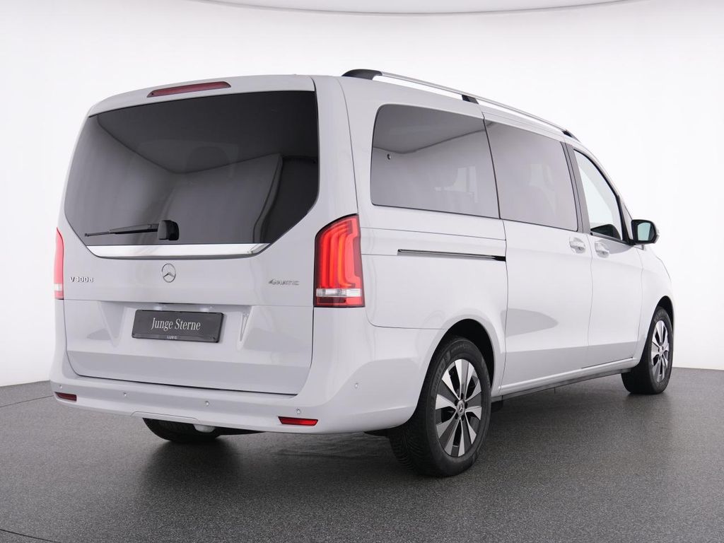 Mercedes-Benz V 300 2024 г. Белый, пробег 20795 км