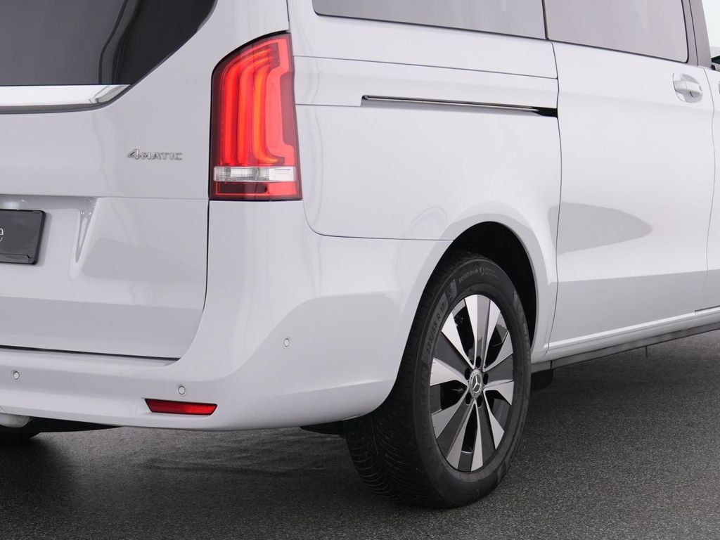 Mercedes-Benz V 300 2024 г. Белый, пробег 20795 км