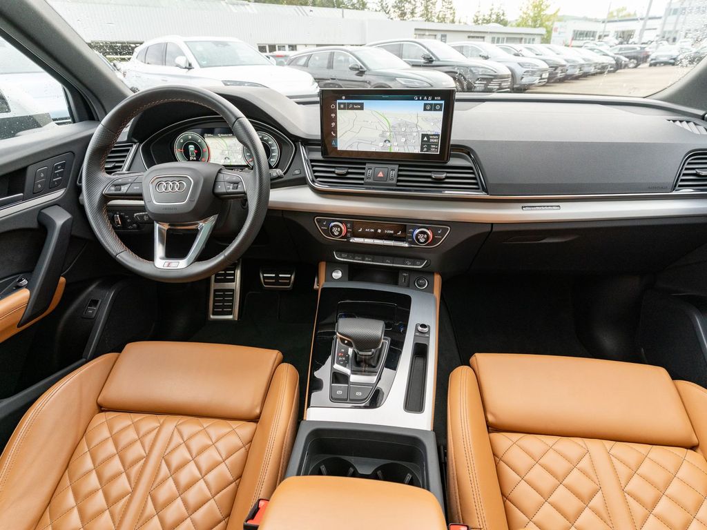 Audi Q5 2024 г. Белый, пробег 25800 км