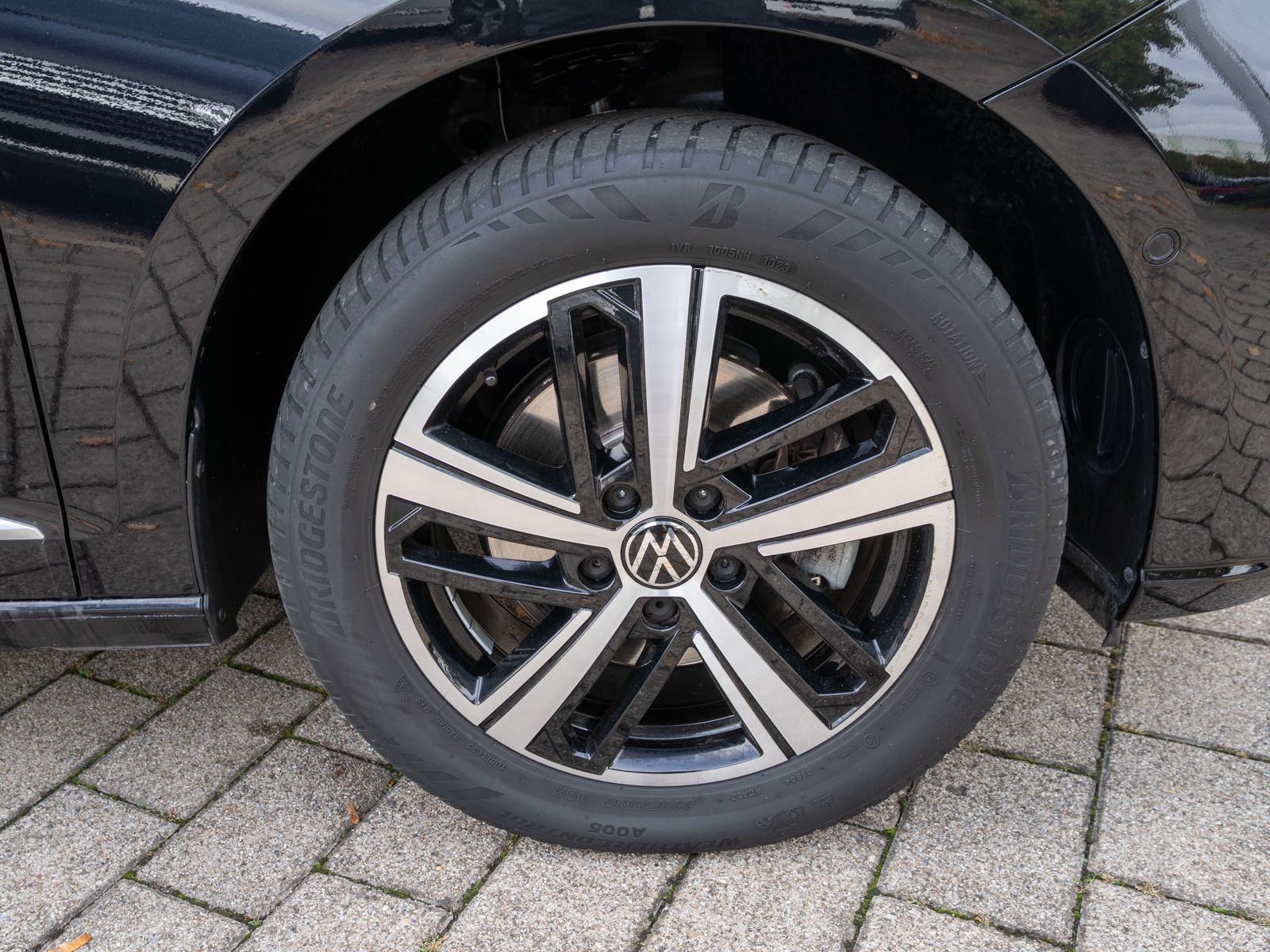 Volkswagen CADDY MAXI 2023 г. Чёрный, пробег 36550 км