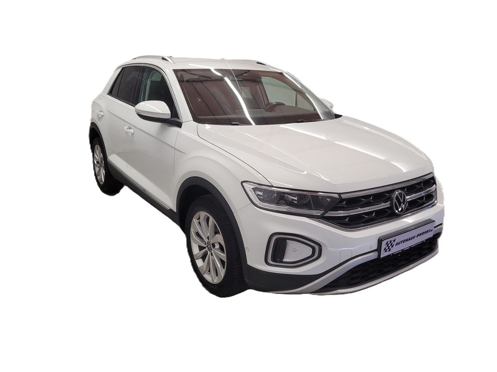 Volkswagen T-Roc 2022 г. Белый, пробег 42057 км