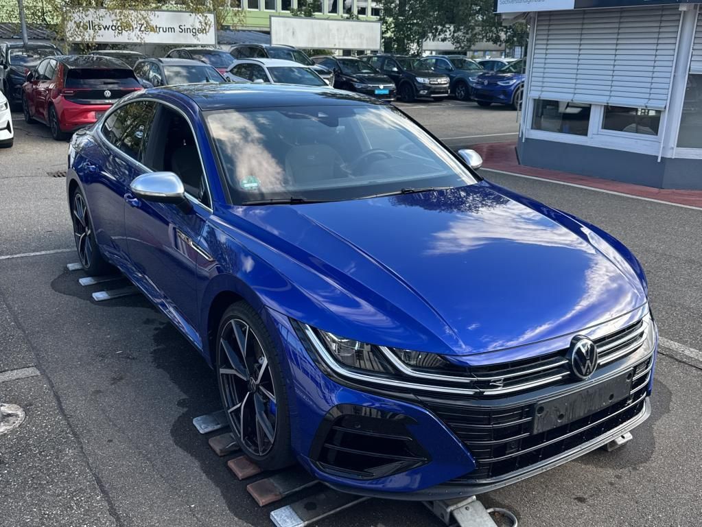 Volkswagen Arteon 2022 г. Синий, пробег 58173 км