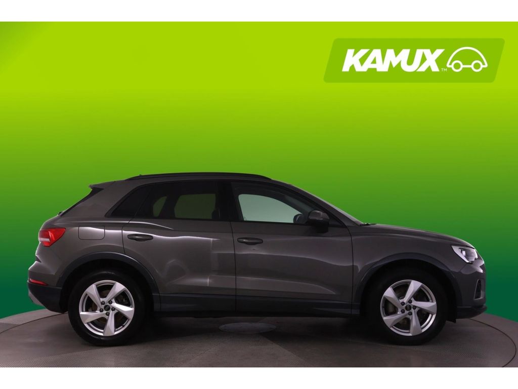 Audi Q3 2025 г. Серый, пробег 49366 км