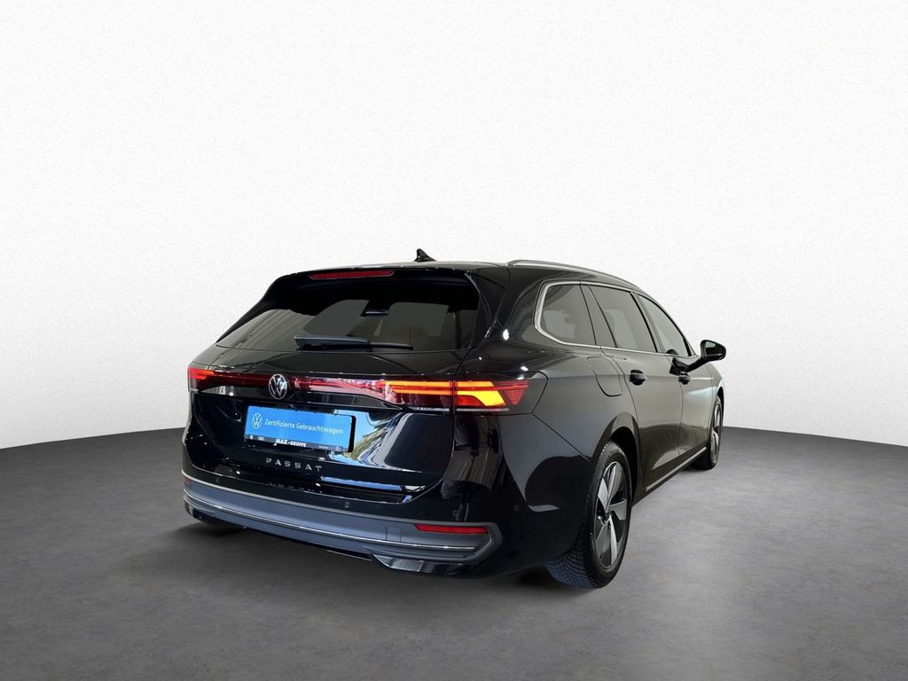 Volkswagen PASSAT VARIANT 2024 г. Чёрный, пробег 47500 км