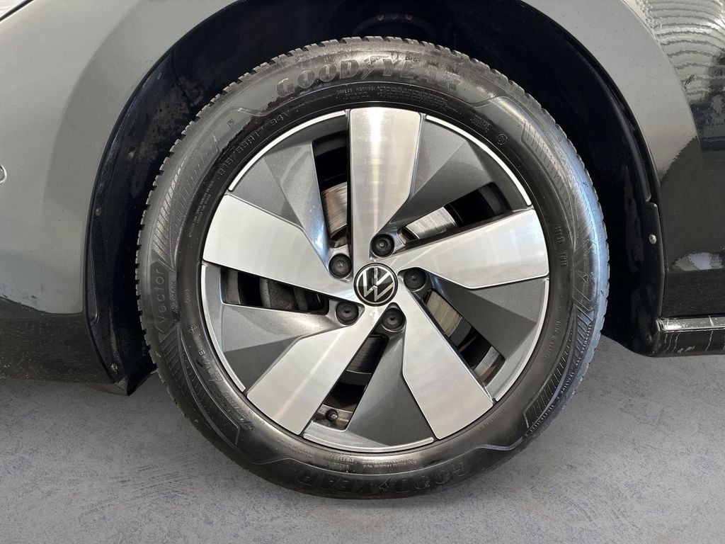 Volkswagen PASSAT VARIANT 2024 г. Чёрный, пробег 47500 км