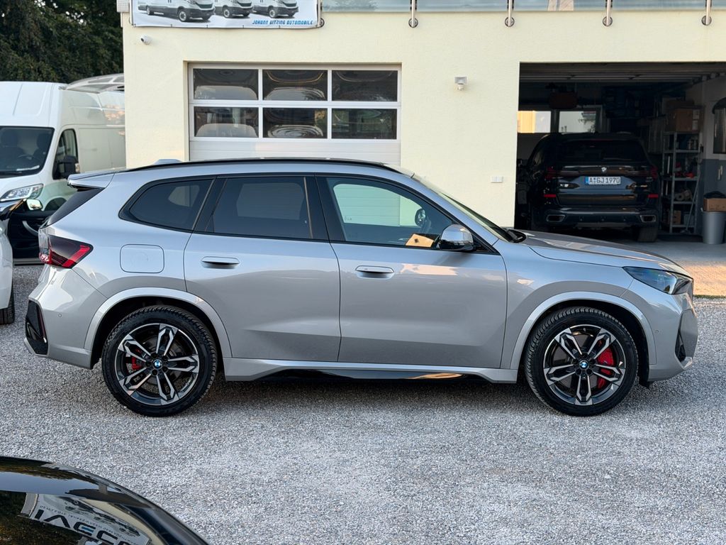 BMW X1 2026 г. Серебристый, пробег 24900 км