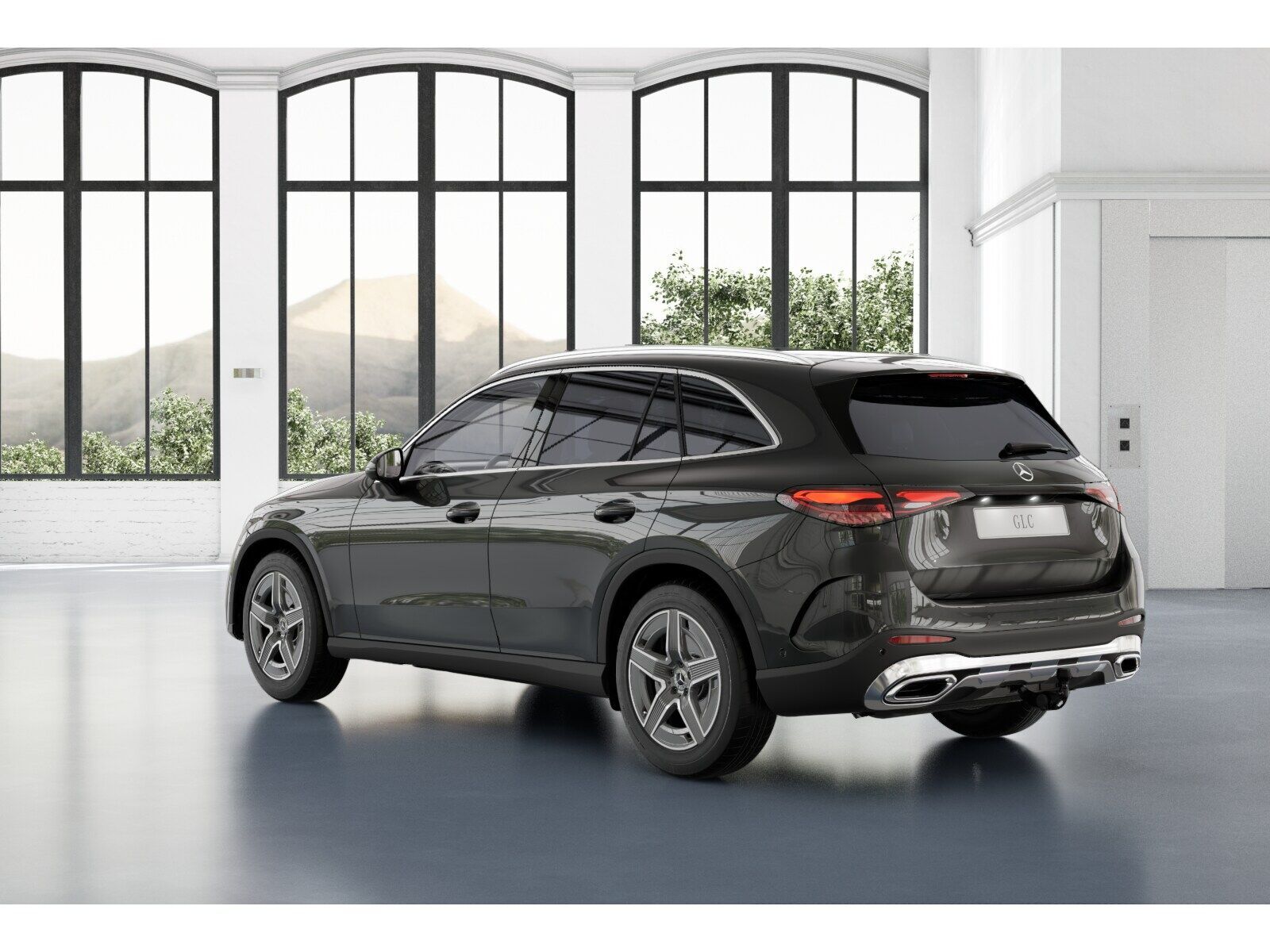 Mercedes-Benz GLC 300 2025 г. Серый, пробег 5776 км