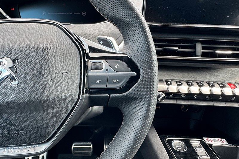 Peugeot 5008 2023 г. Синий, пробег 47943 км
