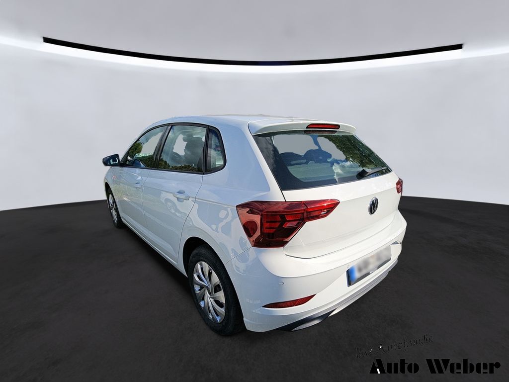 Volkswagen Polo 2023 г. Белый, пробег 26530 км