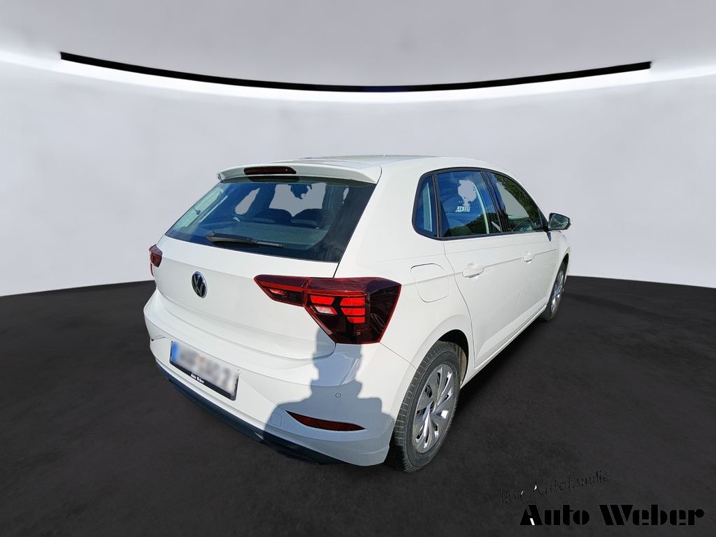 Volkswagen Polo 2023 г. Белый, пробег 26530 км