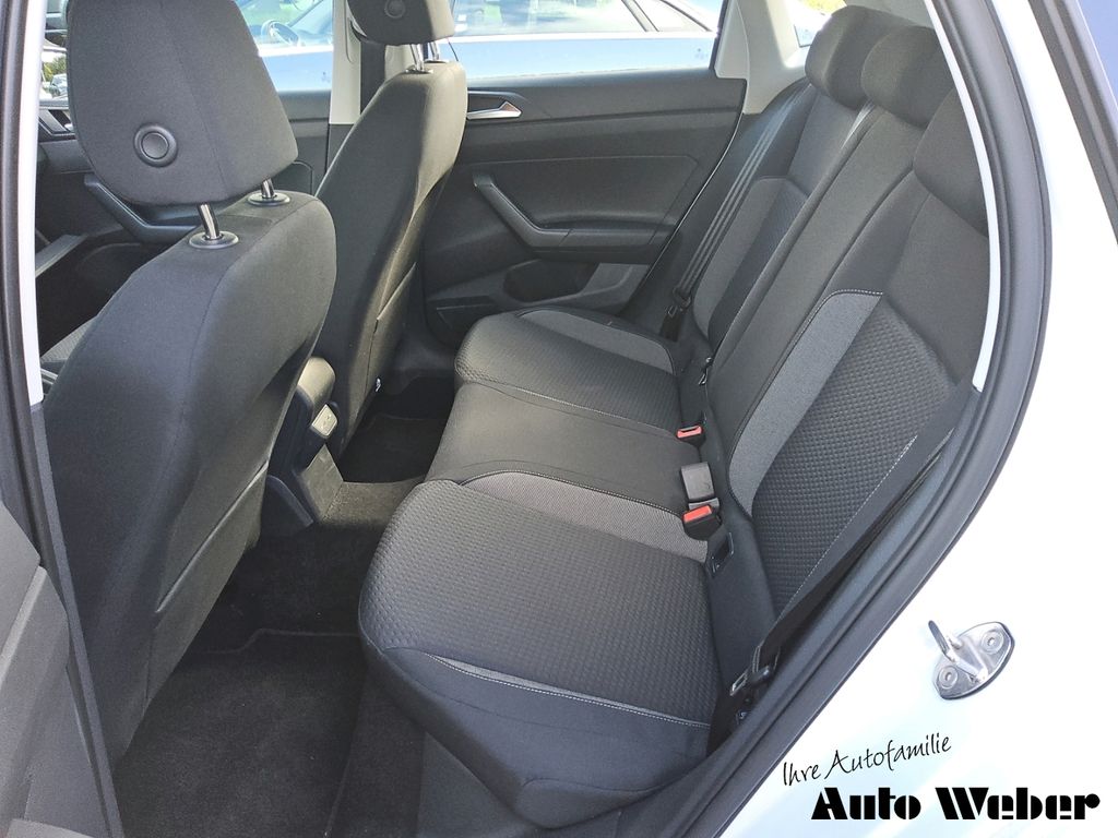 Volkswagen Polo 2023 г. Белый, пробег 26530 км