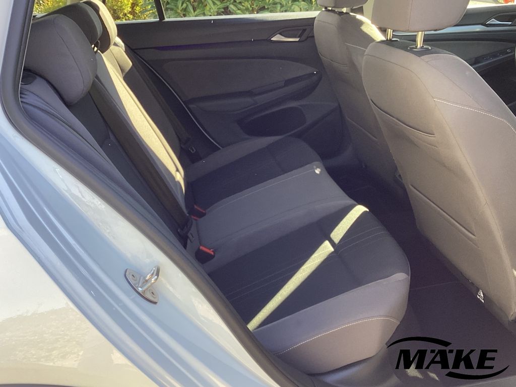 Volkswagen Golf 2025 г. Белый, пробег 52348 км