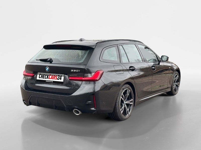 BMW 330 2025 г. Чёрный, пробег 13433 км