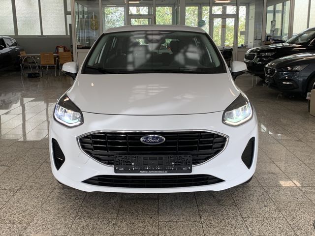 Ford Fiesta 2022 г. Белый, пробег 44000 км