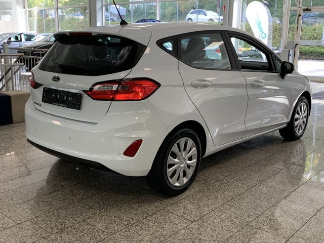Ford Fiesta 2022 г. Белый, пробег 44000 км